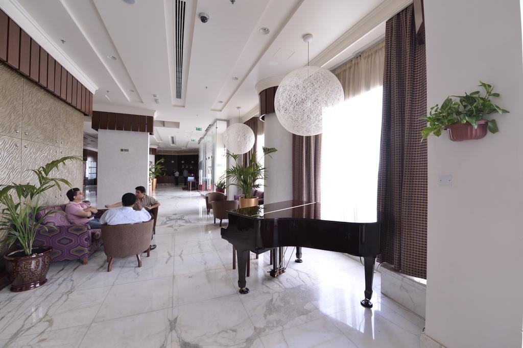 אבו דאבי City Seasons Al Hamra Hotel מראה חיצוני תמונה